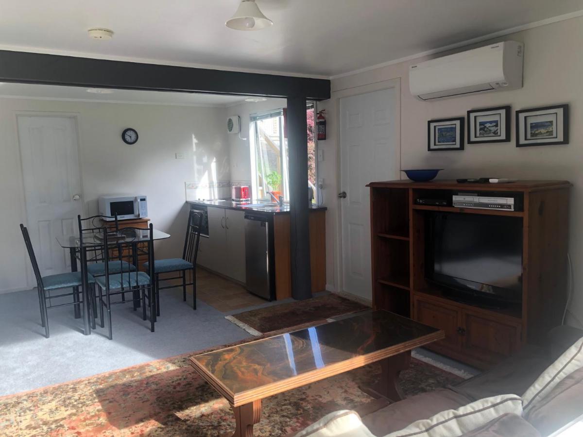 Spiral Gardens Country Park Retreat Apartment Raurimu Exterior photo